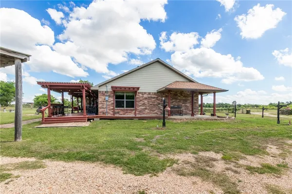 $620,000 | 197 County Road 268, Cameron, TX 76520