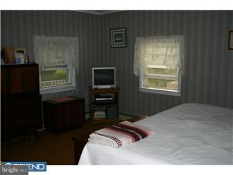 40 Ribsam Street Trenton, NJ 08619 - Photo 5 of 9