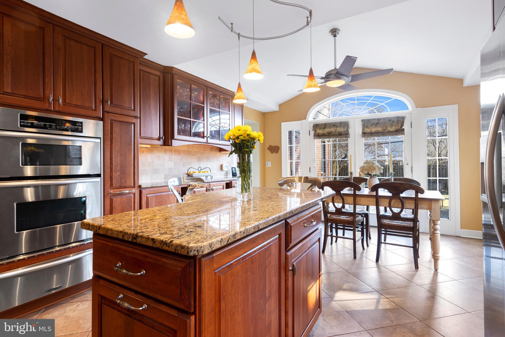 501 Rutgers Avenue Swarthmore, PA 19081 - Photo 13 of 40 Wall ovens with Warming Drawer