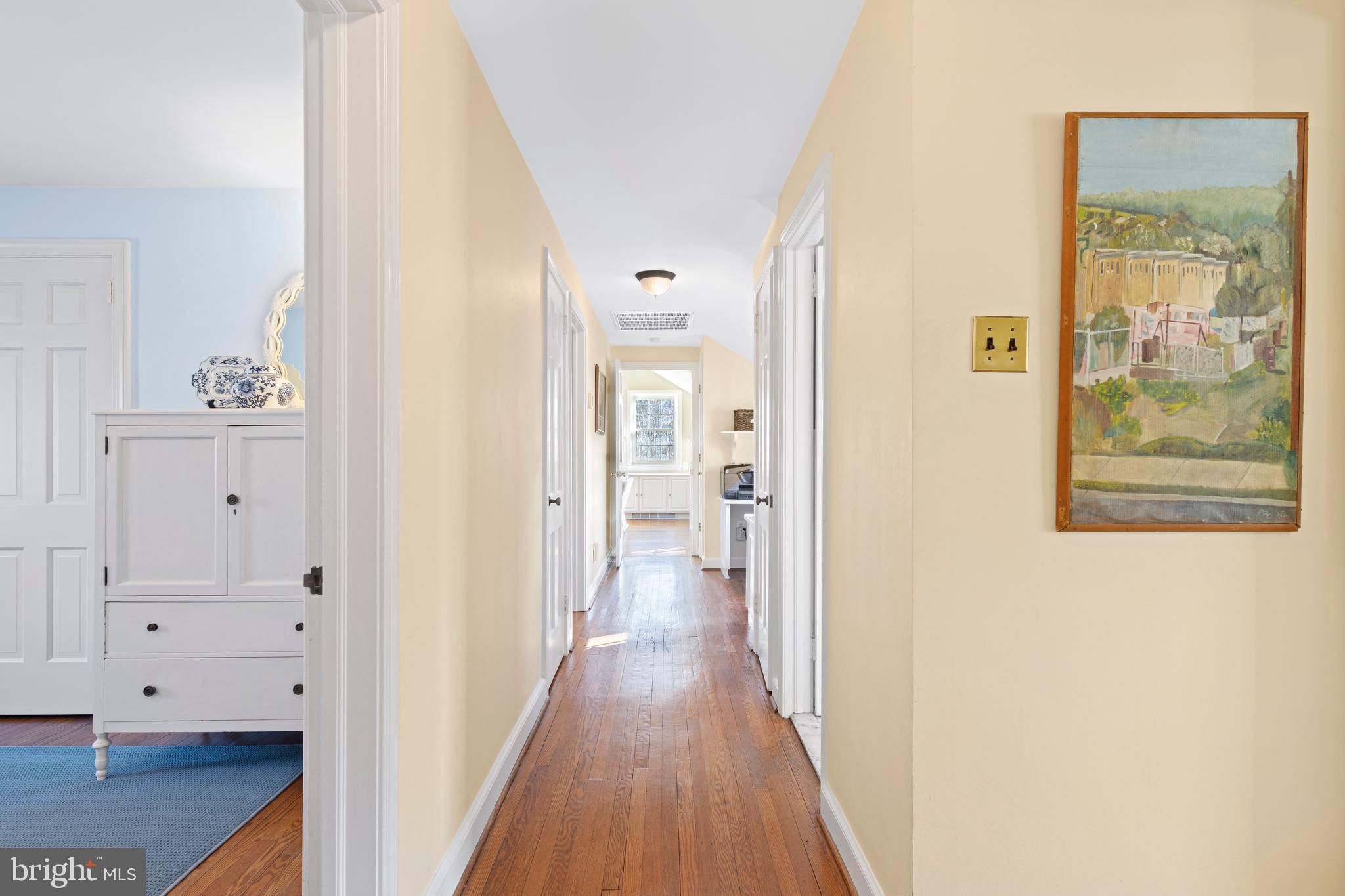 501 Rutgers Avenue Swarthmore, PA 19081 - Photo 29 of 40 2nd Floor Hallway