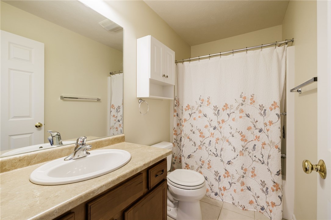 1219 Waterbrook Crossing Webster, NY 14580 - Photo 8 of 32