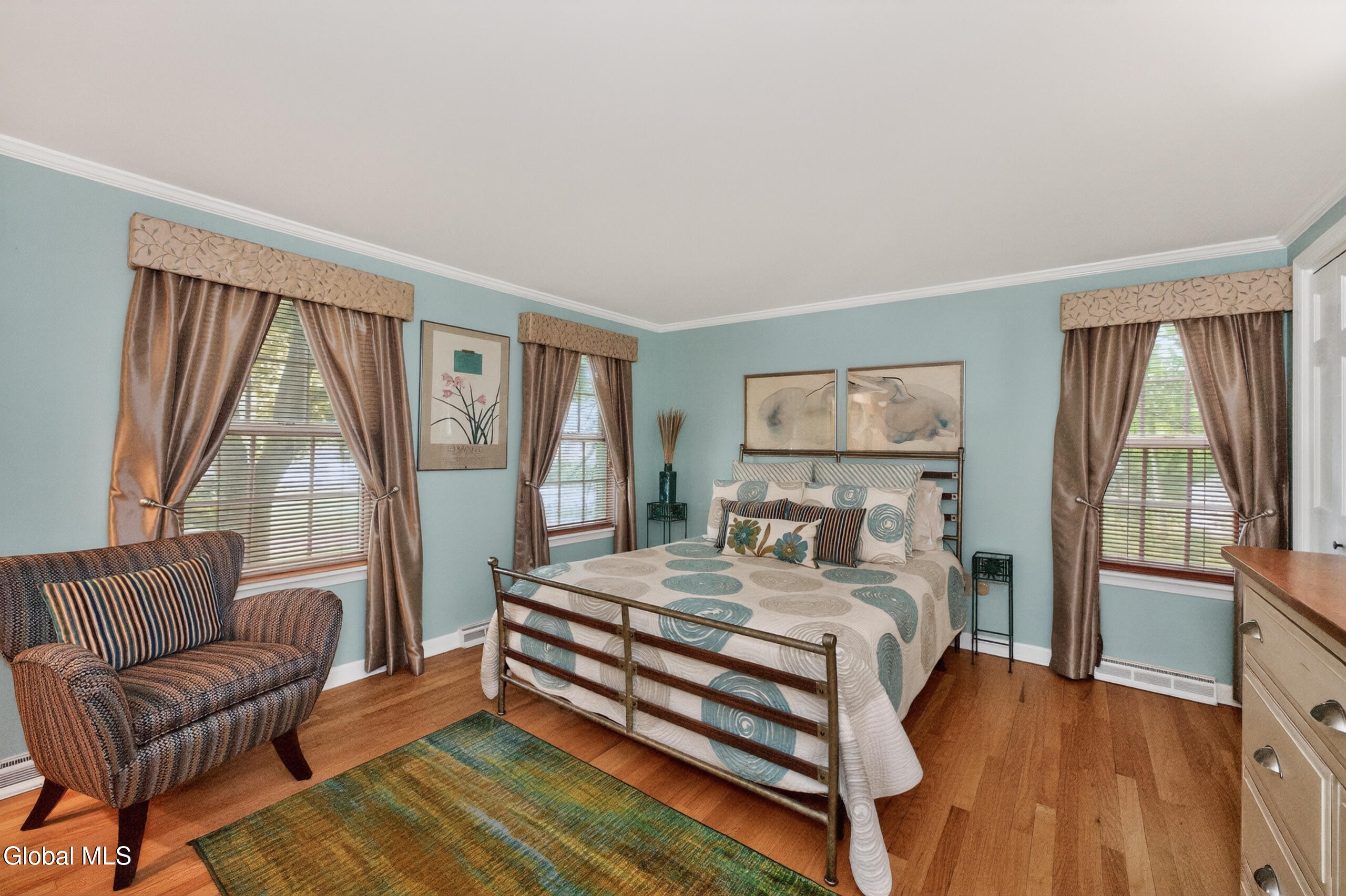 36 Carriage Road Bethlehem, NY 12054 - Photo 33 of 49 8 Master 1