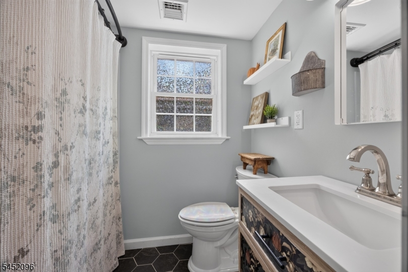 49 Lonaconing Road Vernon, NJ 07422 - Photo 26 of 38 Gallery Image 26