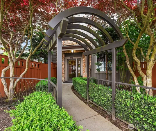 $1,349,000 | 316 Walnut Street, Unit 103, Edmonds, WA 98020