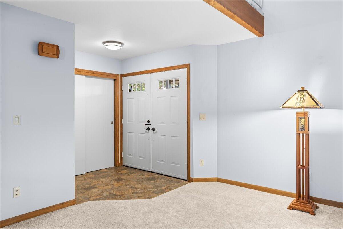 2267 Old Military Road Central Point, OR 97502 - Photo 6 of 39