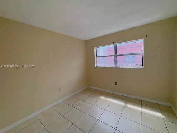 $1,750 | 19841 Southwest 114th Avenue, Unit 310, Miami, FL 33157