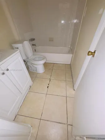 $1,750 | 19841 Southwest 114th Avenue, Unit 310, Miami, FL 33157
