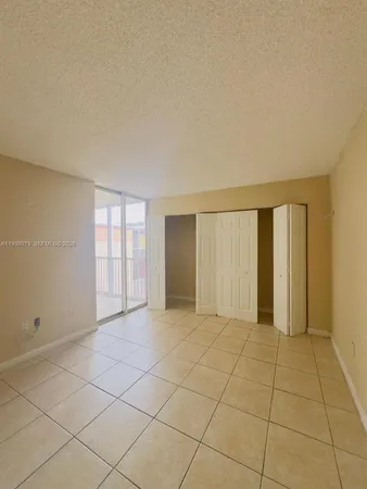 $1,750 | 19841 Southwest 114th Avenue, Unit 310, Miami, FL 33157