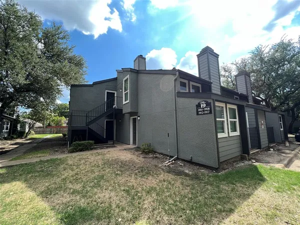 $899 | 9696 Walnut Street, Unit 1916, Dallas, TX 75243