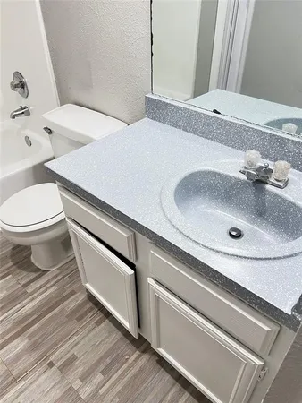 $899 | 9696 Walnut Street, Unit 1916, Dallas, TX 75243