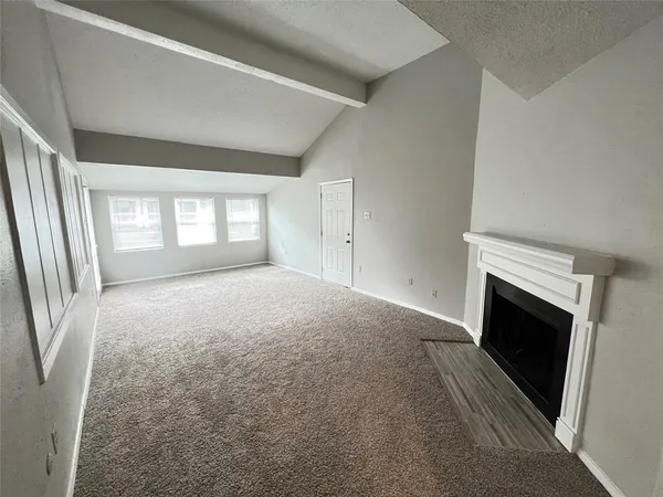 $899 | 9696 Walnut Street, Unit 1916, Dallas, TX 75243