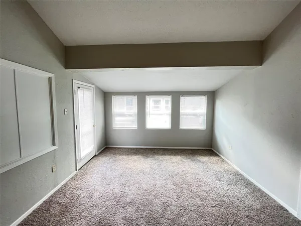 $899 | 9696 Walnut Street, Unit 1916, Dallas, TX 75243