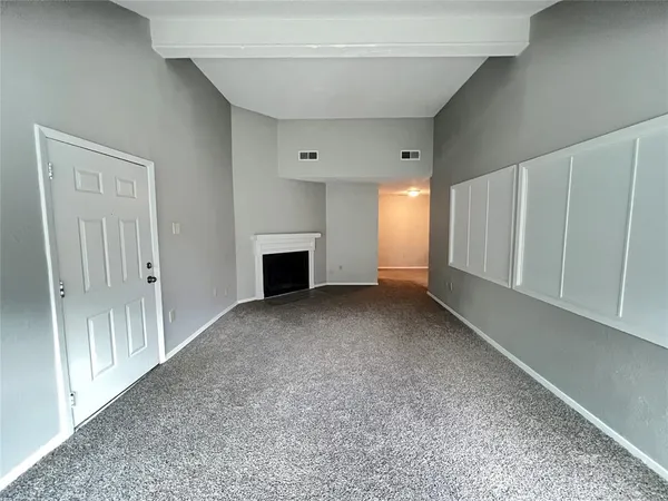 $899 | 9696 Walnut Street, Unit 1916, Dallas, TX 75243