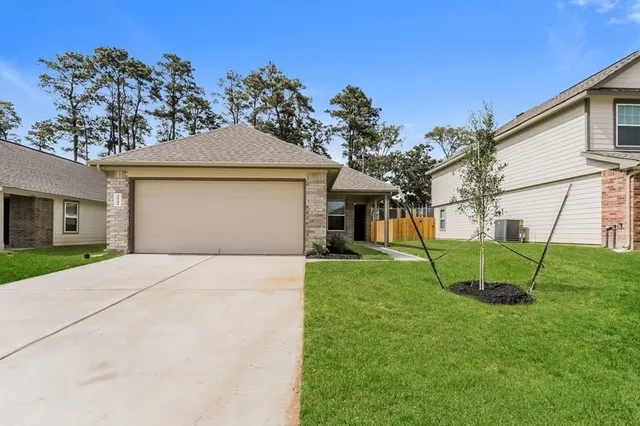 a view of backyard of house