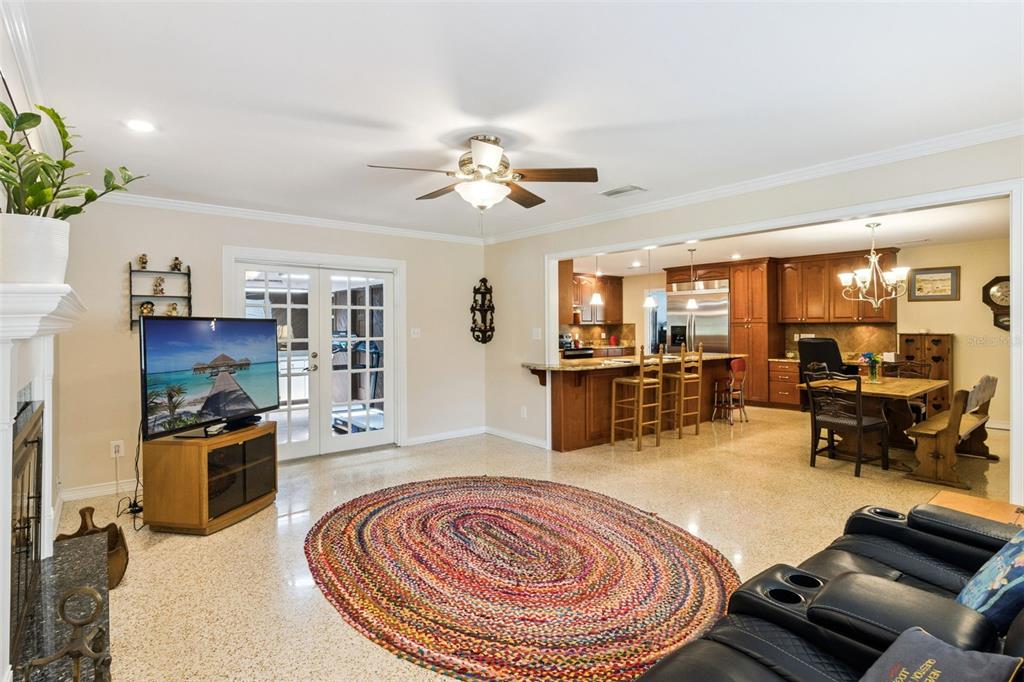 101 Ronele Drive Brandon, FL 33511 - Photo 12 of 62 Gallery Image 12