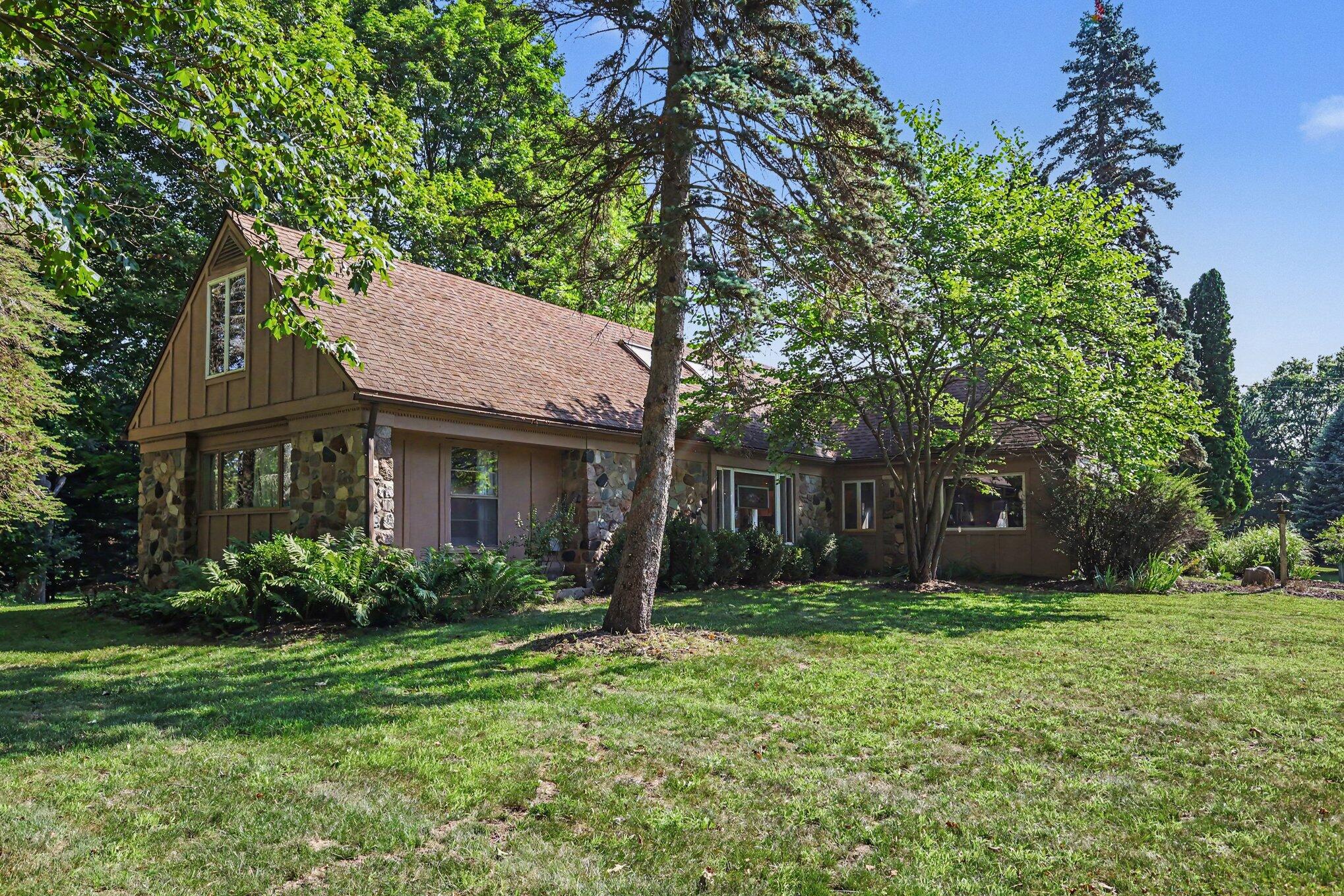 3988 Beeman Road Williamston, MI 48895 - Photo 37 of 71 Home & Yard