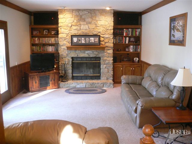 11027 Spring Oak Road Fort Wayne, IN 46845 - Photo 3 of 22