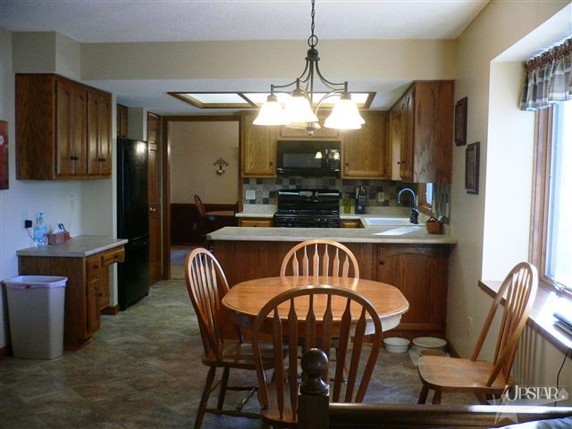 11027 Spring Oak Road Fort Wayne, IN 46845 - Photo 4 of 22