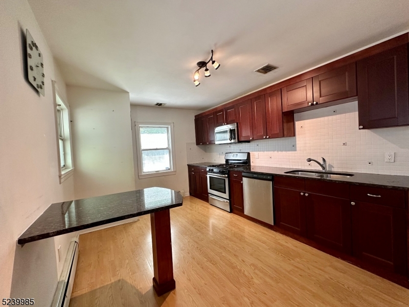 260 Milltown Road Springfield, NJ 07081 - Photo 5 of 14