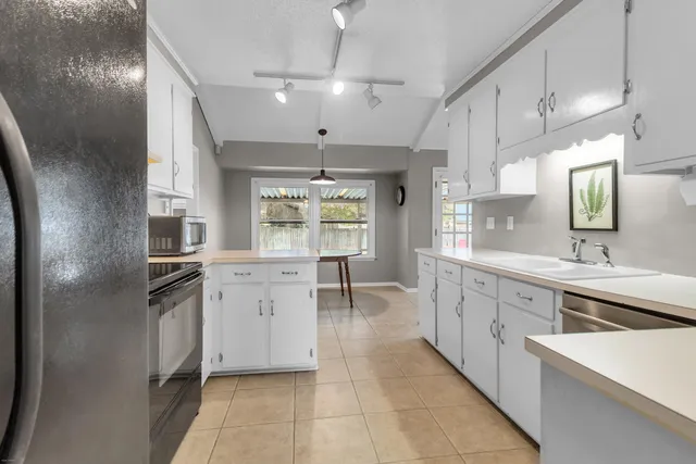 $454,000 | 8 Corsica Court, Hanahan, SC 29410