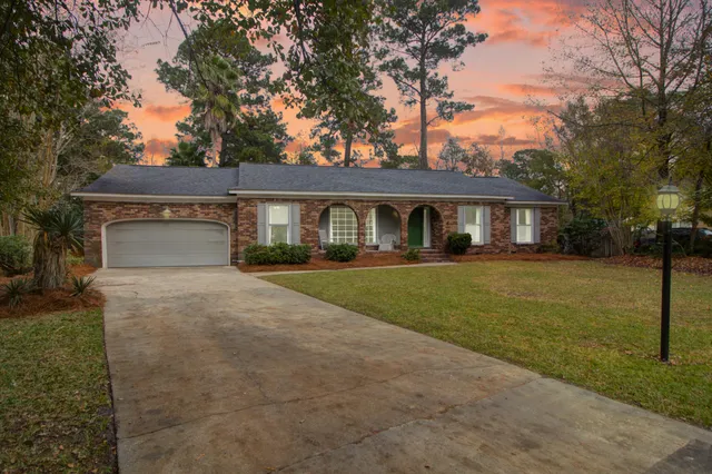 $454,000 | 8 Corsica Court, Hanahan, SC 29410
