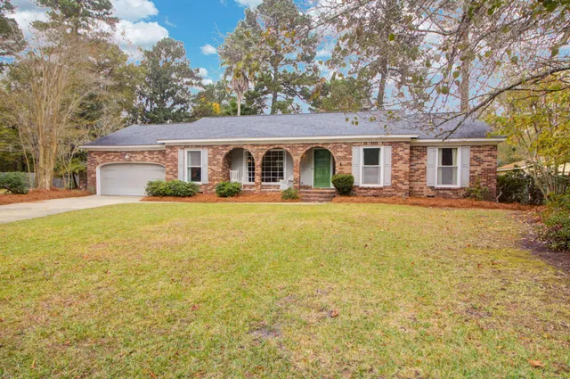 $454,000 | 8 Corsica Court, Hanahan, SC 29410