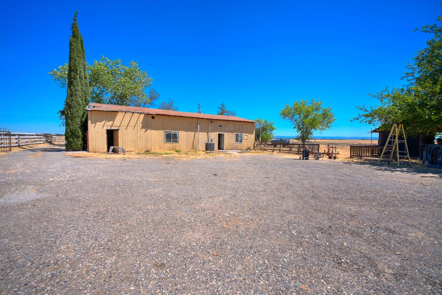 4427 East Catlett Road Lincoln, CA 95648 - Photo 40 of 51 front view of house with a street