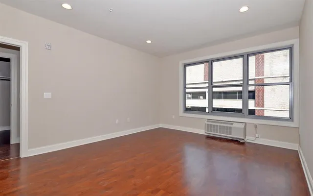 $4,000 | 100 Marshall Street, Unit 215, Hoboken, NJ 07030
