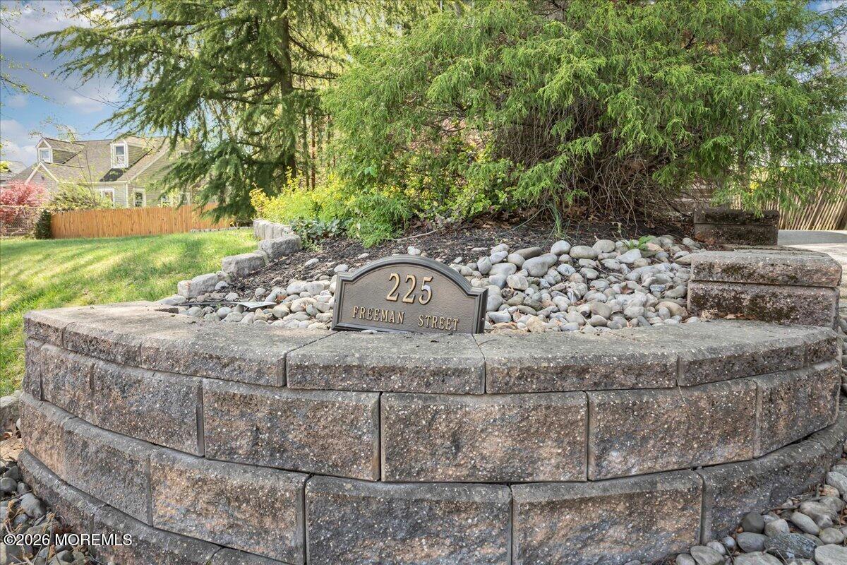 225 Freeman Street Woodbridge, NJ 07095 - Photo 22 of 39 a view of a outdoor space