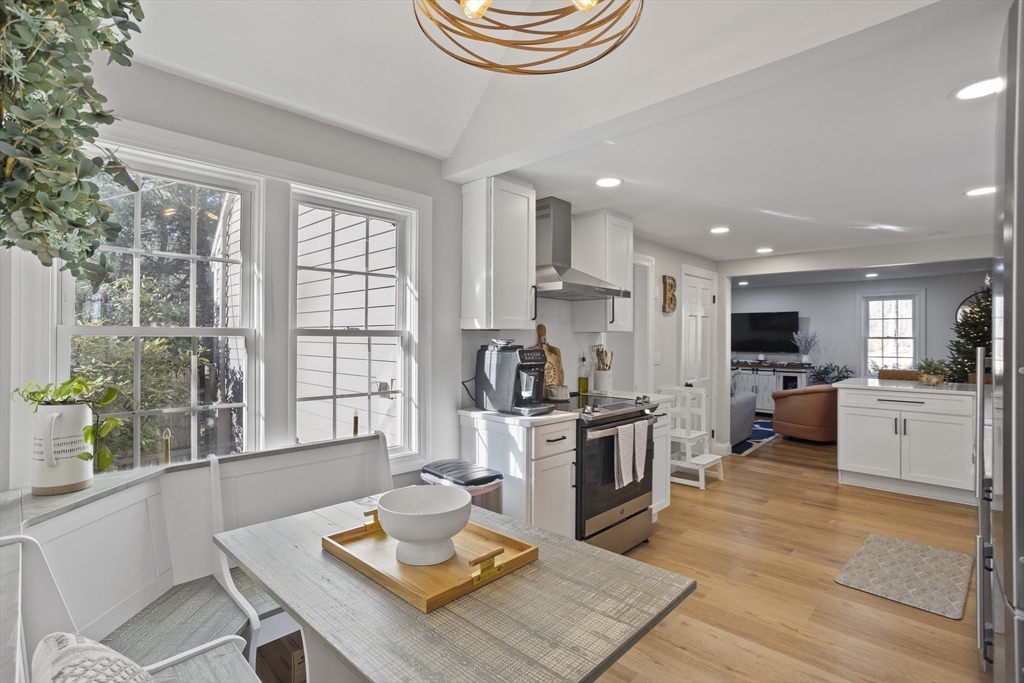 85 Red Acre Road Stow, MA 01775 - Photo 18 of 36 a living room with furniture and a table