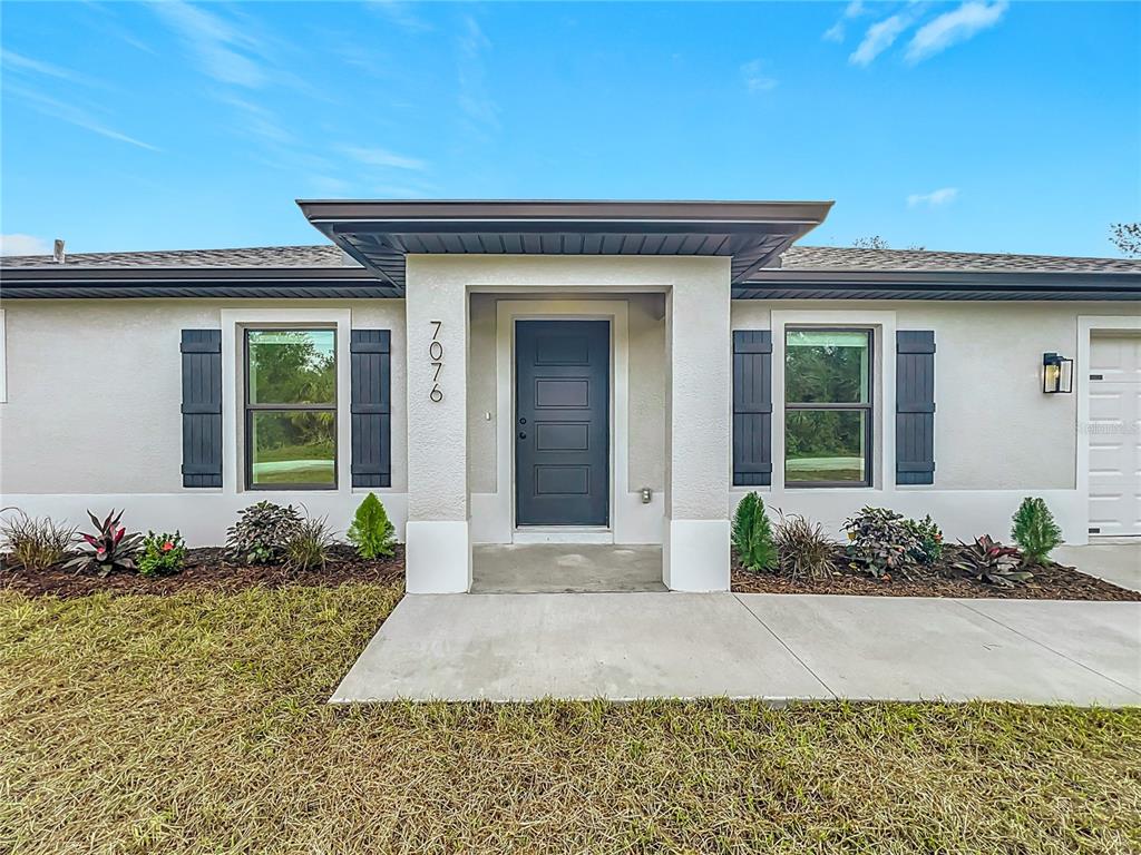 7076 Lippman Road Port Charlotte, FL 33981 - Photo 8 of 63 Gallery Image 8