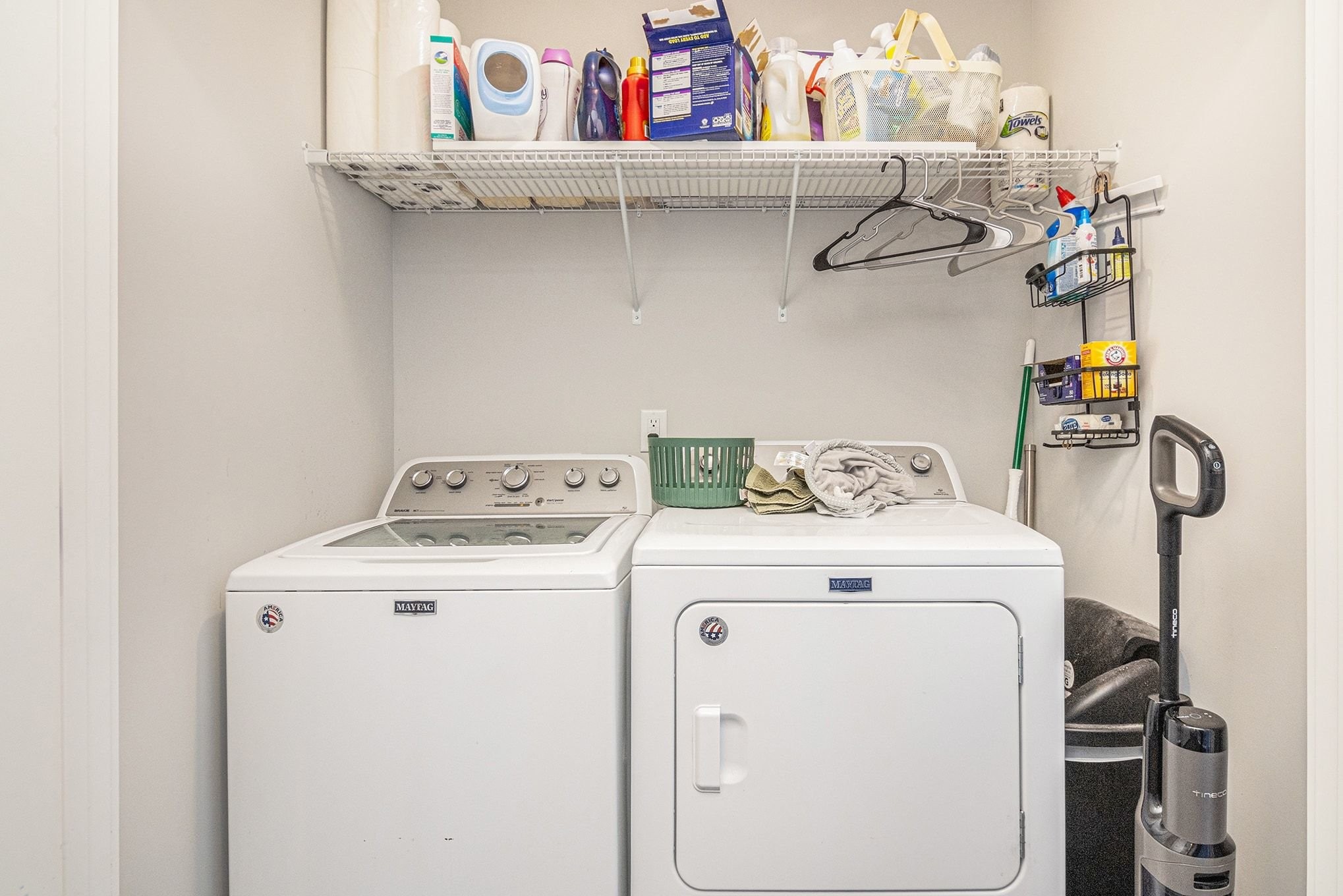 786 Limestone Way Clarksville, TN 37043 - Photo 24 of 29 a utility room with dryer and washer