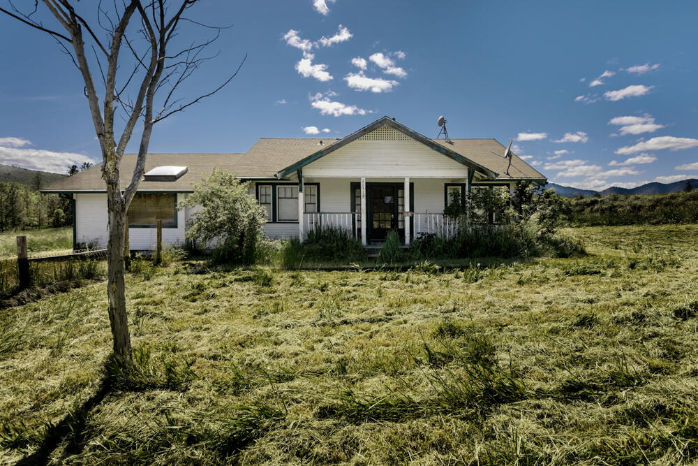11717 Michael Road White City, OR 97503 - Photo 1 of 39 11717 Michael Road
