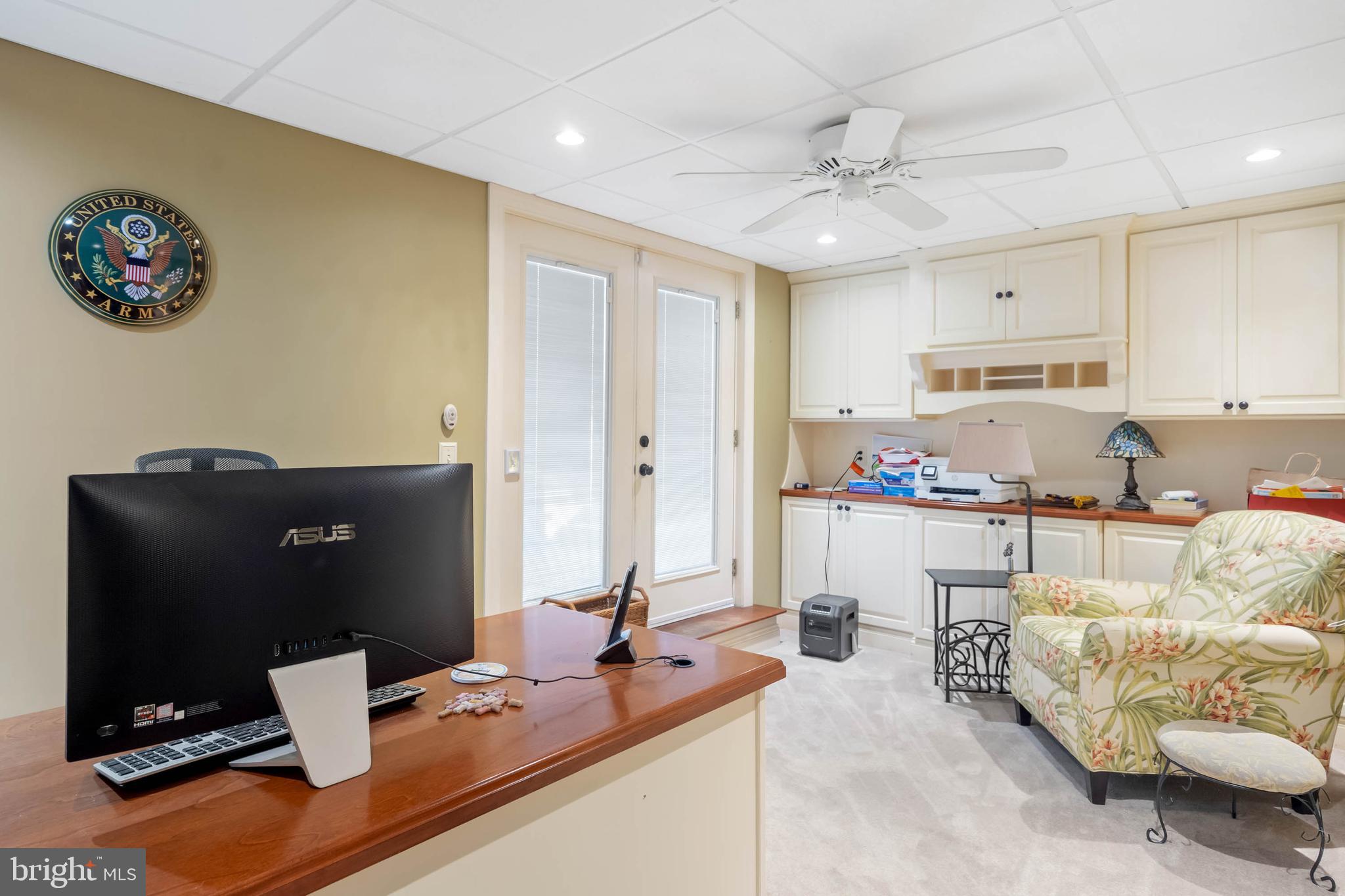 28344 River Road Seaford, DE 19973 - Photo 39 of 62 a living room with furniture and a table