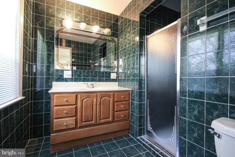 11427 Hook Road Reston, VA 20190 - Photo 14 of 24 Interior (General)