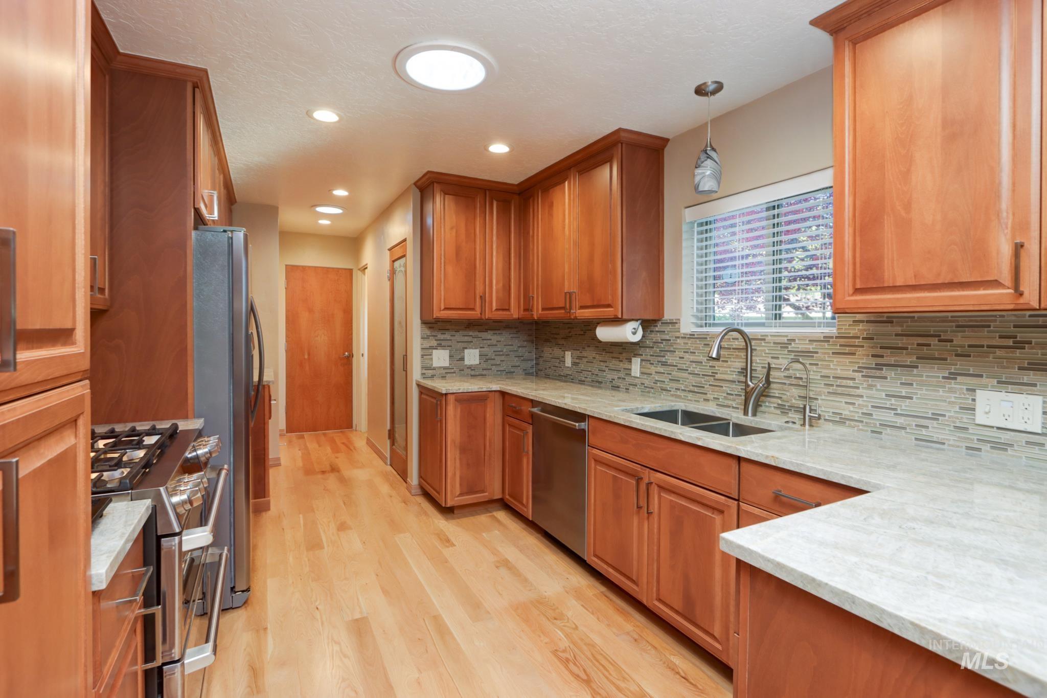 2106 North Cribbens Street Boise, ID 83713 - Photo 8 of 50