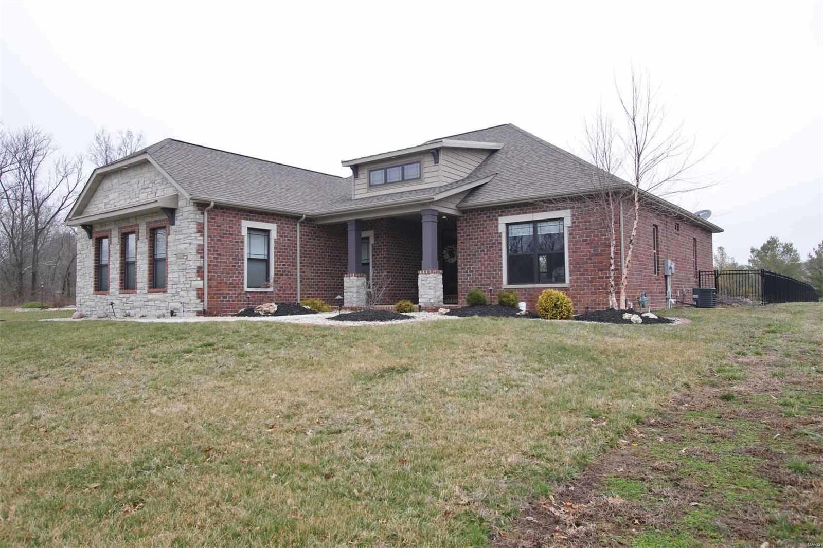 8409 Rock Ridge Court Edwardsville, IL 62025 - Photo 2 of 44 Gallery Image 2