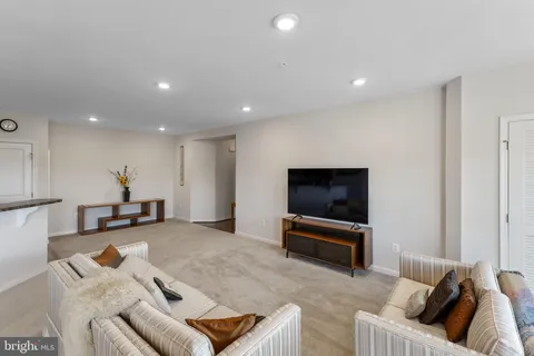 $314,600 | 4851 Finnical Way, Unit 301, Frederick, MD 21703