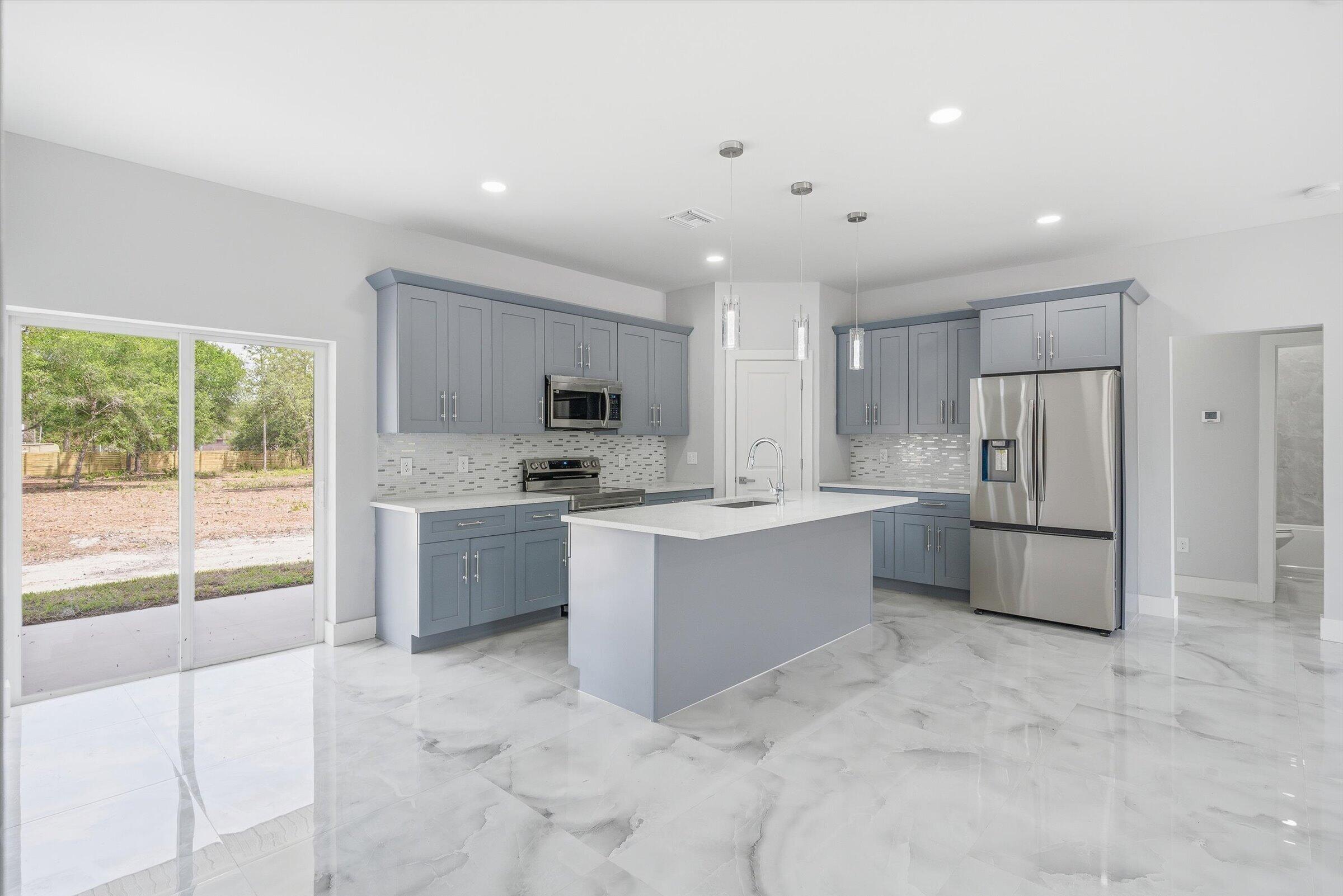 335 South Datil Street Clewiston, FL 33440 - Photo 13 of 46 28-photo-36
