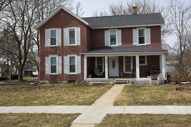 509 South Madison Street Morrison, IL 61270 - Photo 1 of 16