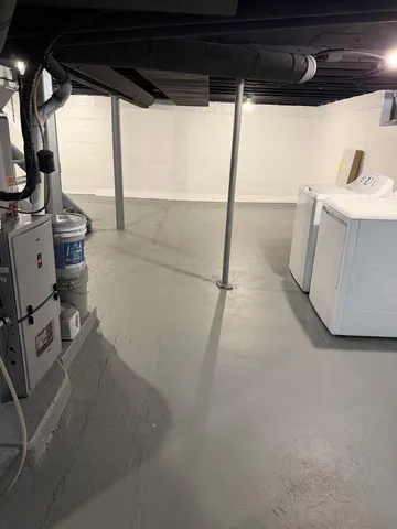 a view of a storage & utility room