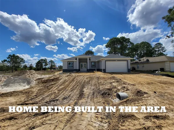 $22,400 | 2018 Roosevelt Avenue, Lehigh Acres, FL 33920