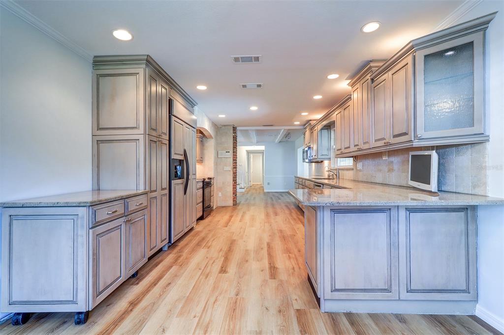 1670 Fox Road Clearwater, FL 33764 - Photo 20 of 55