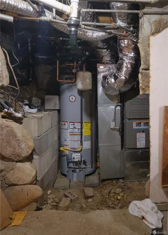 a house view with a outdoor space