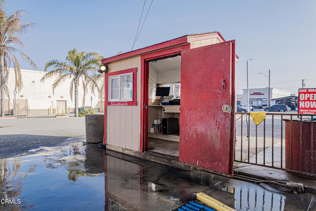 1407 High Street Delano, CA 93215 - Photo 5 of 30 Aerial_1407 High St_0953