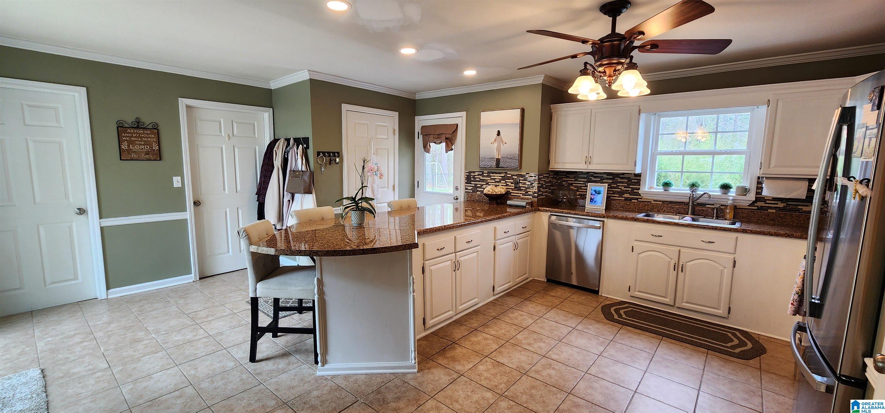 250 Martin Drive Oneonta, AL 35121 - Photo 21 of 40