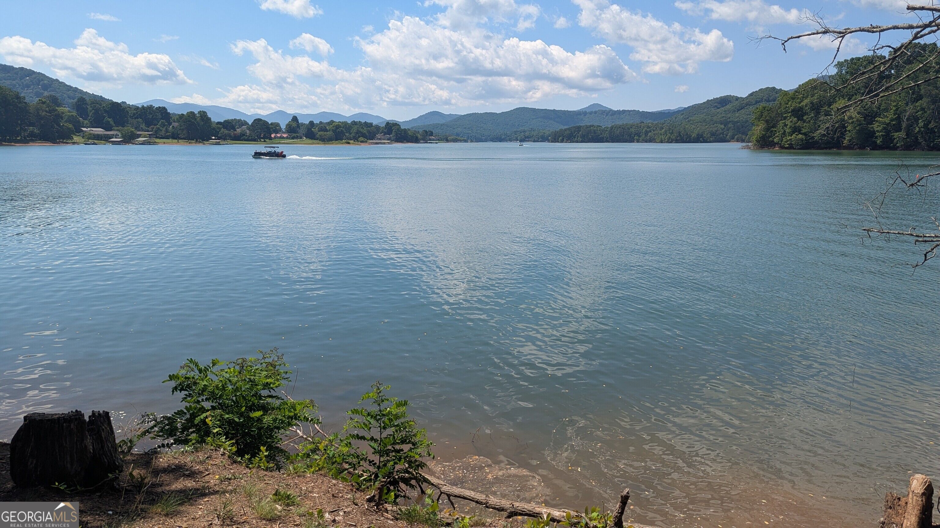 1565 Davis Road Hiawassee, GA 30546 - Photo 12 of 16 Gallery Image 12
