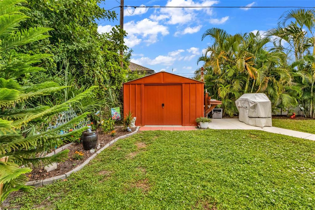 960 Porpoise Road Venice, FL 34293 - Photo 36 of 42 Gallery Image 36