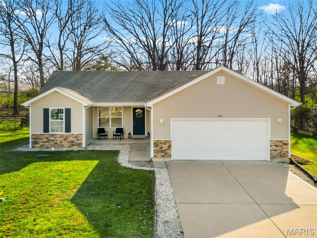30 Round Table Court Winfield, MO 63389 - Photo 1 of 55