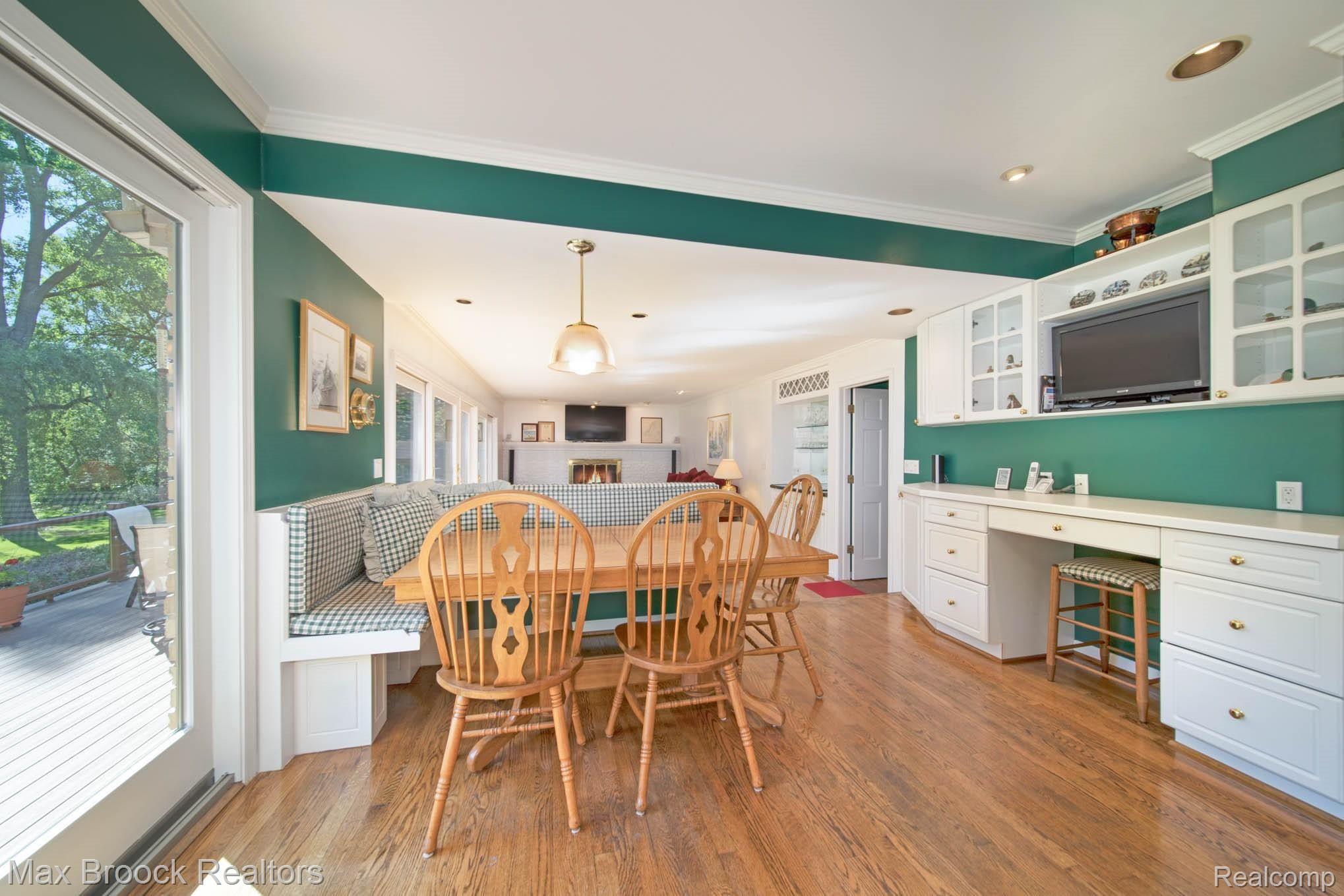 582 Overbrook Road Bloomfield Hills, MI 48302 - Photo 14 of 56 582 Overbrook_71.jpg